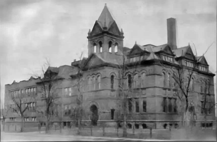 Historic Schools – Carpenter